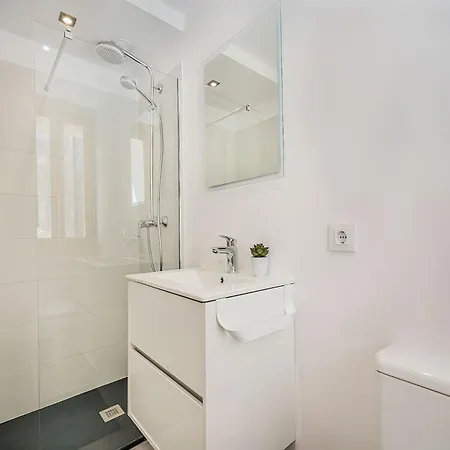 Old Town Townhouse With Pool, *
