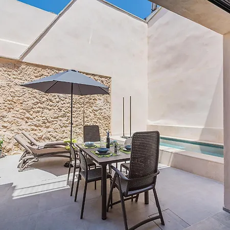 Feriehus Old Town Townhouse With Pool, Pollença